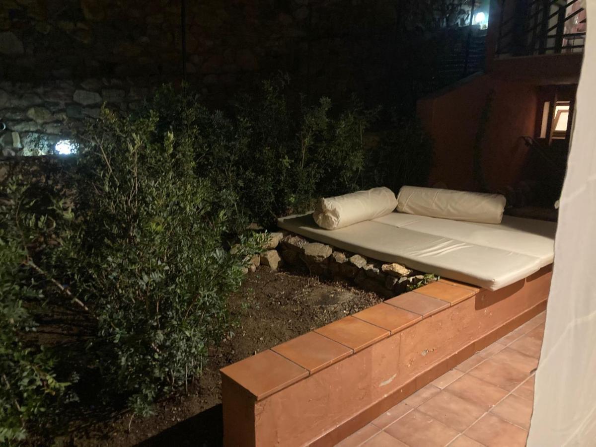 Villasimius Il Patio Sul Porto Kültér fotó